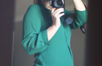 41Hawthorn Colibri Solid Tab Sleeve Blouse