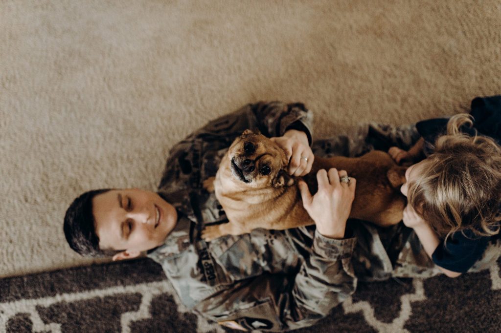 Photoshoot at home: Dog and soldier