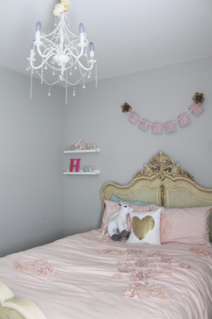 Big girl bedroom makeover: Classy, modern unicorn bedroom. Click here for full list of sources!