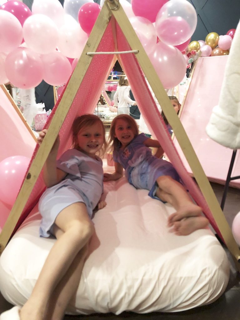 Southern Sleepovers: This post shares ideas for decorations, activities, games, food, cake, snacks, and more for throwing...