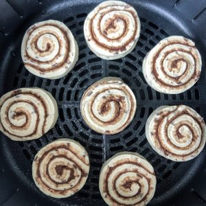 Air Fryer Cinnamon Rolls: A Quick and Easy Tutorial